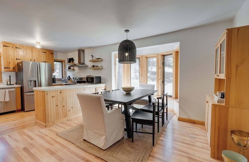 Alpine Meadows House | North Lake Hideaway | Prime Locale for Outdoor Fun