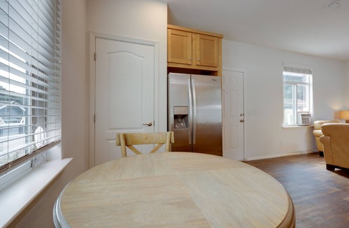 Oak View House | Oak View Vacation Rental ~ 3 Mi to Lake Casitas!