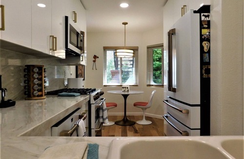 Araby Condo | Oasis Private Villa 2 bed 2.5 bath condo Pool Spa Pickleball Tennis