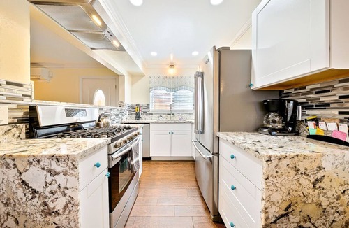 Ocean Beach Condo | OB Pier #1 - Dog-friendly, waterfront duplex with beach access & private patio!