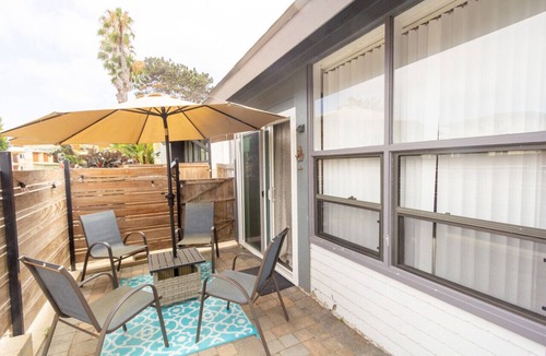 Ocean Beach House | Ocean Beach Bungalow Separate Entry and Clean