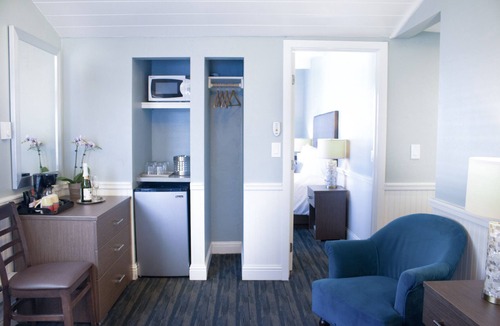 Eastside Santa Cruz Hotel | Ocean Echo Inn and Beach Cottages