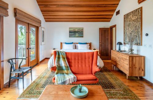 Summerland Villa | Ocean View Loft by Paradise Retreats