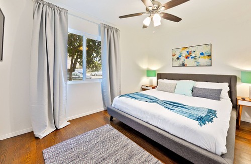 Village of La Jolla Condo | Oceanfront condo with amazing views, steps to beach & walkable location