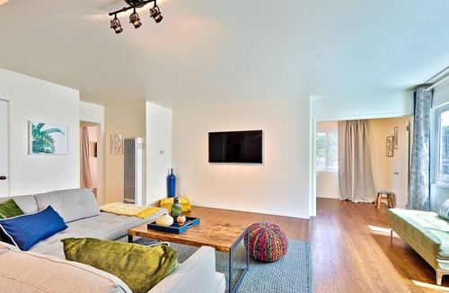 Village of La Jolla Condo | Oceanfront condo with amazing views, steps to beach & walkable location