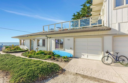El Granada House | OcEaNfRoNt Retreat with Breathtaking Ocean Views