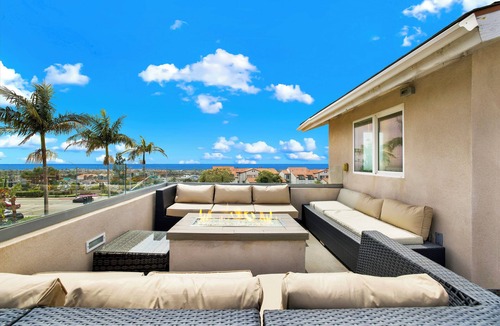 Aviara House | Oceanview Oasis: Roofdeck Hot Tub, Big Yard & Views from Nearly Every Room