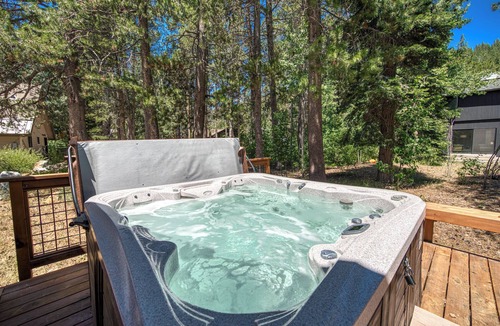Olympic Valley House | Olympic Valley Hideaway - Newly Remodeled Cabin with Private Hot Tub