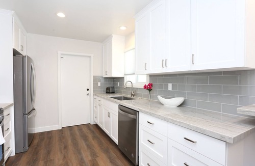 Crown Point Condo | One bedroom, new construction in Pacific Beach