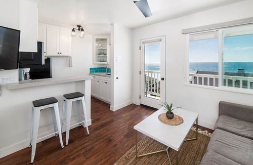 Oceanside Condo | Pacific Villa #3 | Relax and Unwind with Beautiful Ocean Views