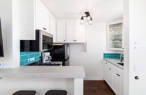 Oceanside Condo | Pacific Villa #3 | Relax and Unwind with Beautiful Ocean Views