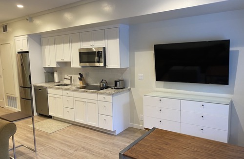 Olympic Valley Condo | Palisades Tahoe Lodge: Remodeled slopeside condo w/kitchenette &/Ski Area View