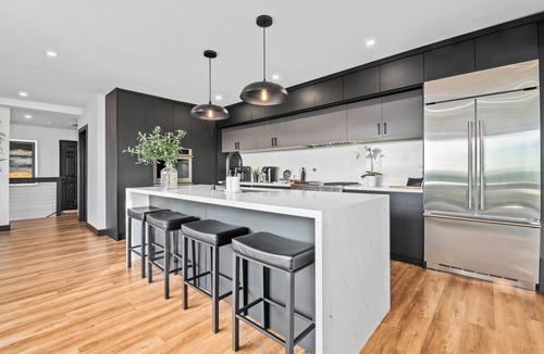 Mission Hills House | Panoramic Downtown Skyline- Pool/Spa/Airport 1< Sleeps 12- Mission Hills/OldTown