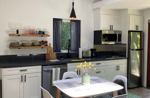 Pasadena Apartment | Pasadena Garden House