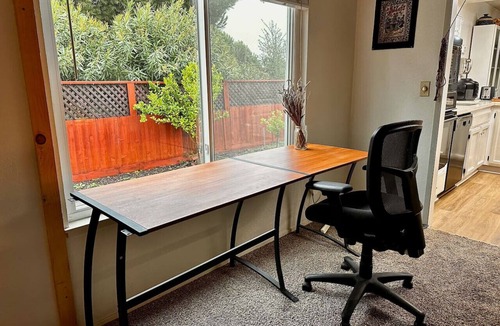 El Sobrante House | Peaceful 5-Bed Retreat w/Garden Near SF