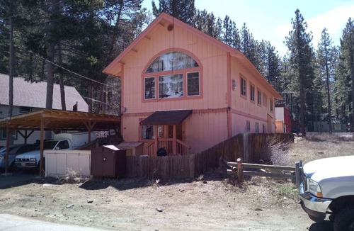South Lake Tahoe Cabin | Peaceful cabin with WiFi in South Lake Tahoe