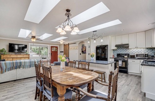 Trinidad House | Peaceful, private 3BD home nestled in the redwoods