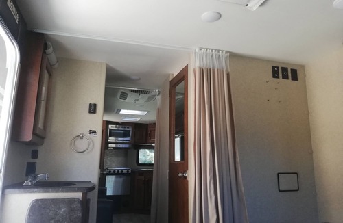 Livermore House | Peaceful Retreat in modern camper w/Panoramic View