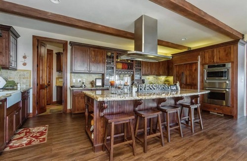 Sierra Cedars Cabin | Peak of Perfection at Bretz Mountain III