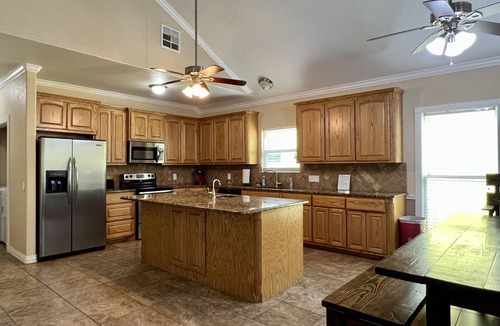 New Braunfels House | 'Penthouse' #1- right on the water, with direct private river access.