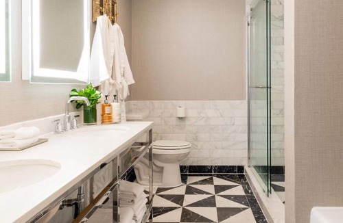 Norma Triangle Hotel | Penthouse View, Four Spacious Units in West Hollywood! Rooftop Heated Pool!