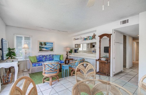 West Newport Condo | Perfect Family Beach House! | 3 Houses From the Beach! | Fun Tropical Interior!