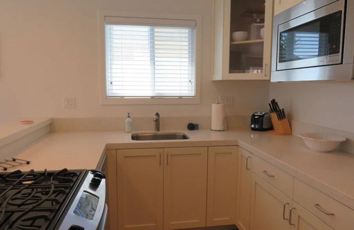 Ocean Beach Cottage | Perfect View Beach House Location! Steps from Ocean Beach Sand Dollar Cottage