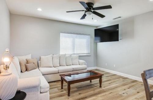 Hughson House | Pet-Friendly Hughson Getaway, 9 Mi to Modesto!