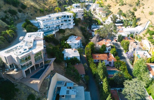 Burbank House | Pet Friendly Large Backyard Steps to Chandler Bike Path