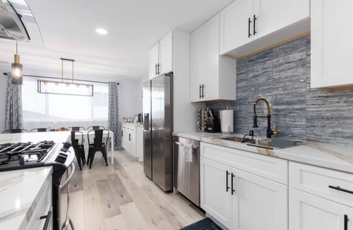 Clairemont Mesa House | Pet-Friendly SoCal Retreat Near Beach 3BD 2BA