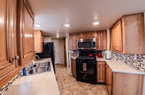 Moab House | Pet-Friendly Tiny Home Near Arches | Sleeps 6 | Mountain Views | Mesa Arch