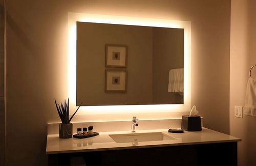 Winters Hotel | Pleasant Stay! 3 Modern Units, Outdoor Fireplace, Free Parking, Pet-friendly!
