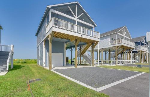 Crystal Beach House | Pool Access, Deck + Patio: Bolivar Peninsula Gem