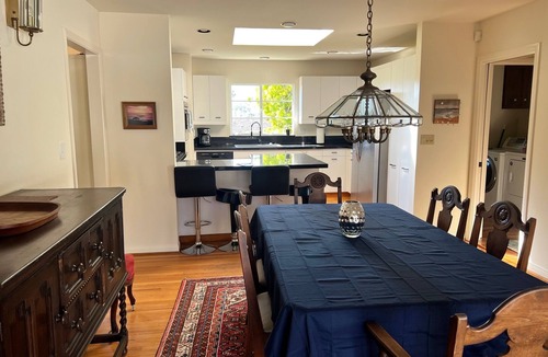 La Jolla Shores House | Pool, Foosball, Pool Table, Basketball Family Friendly, blocks from the beach!