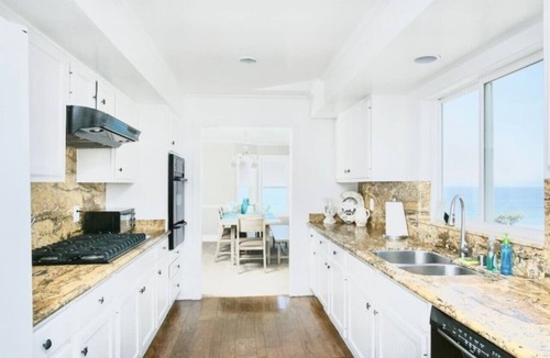 Carlsbad House | Popular Carlsbad Beach House, Walk to Restaurants