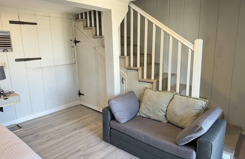 San Bruno Apartment | Private 1BR/1BA/1 Office room near SF and SFO-W/D-Pet Friendly