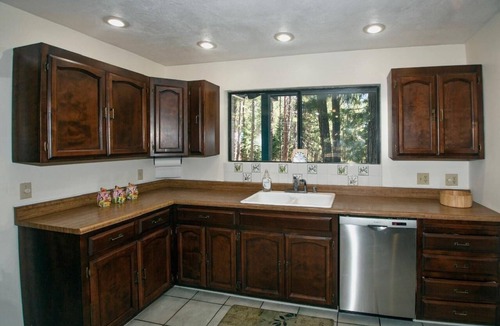 Graeagle House | Private Graeagle home in a Grove of Pines