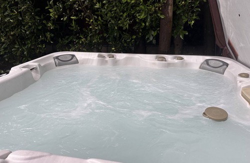 Playa Del Rey House | PRIVATE Luxury HOME WITH HOT TUB AND MINUTES FROM THE BEACH!
