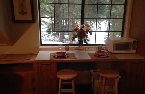 Kingswood Estates Apartment | Private Studio With Balcony In Lake Tahoe, Kings Beach, Tahoe Vista, Northstar