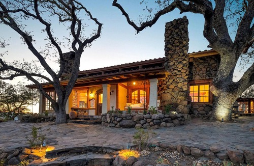 St. Helena House | Private Vineyard Hilltop Estate