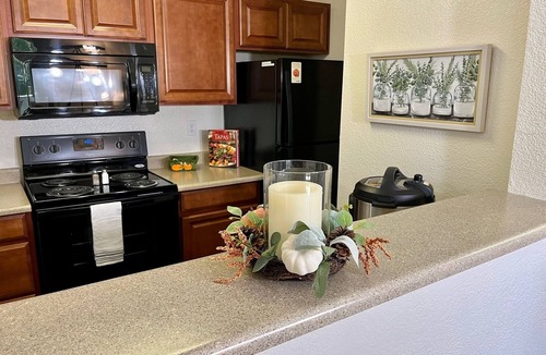 Rancho Cordova Apartment | Pros' Choice: Exclusive Midterm Housing