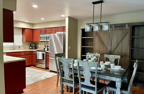 Plumas Eureka Estates House | Puttin' on the Pond⛳ Spectacular waterfront villa overlooking Plumas Pines