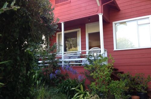 Sausalito House | Quaint 2 bdrm 1 bath home in Sausalito CA