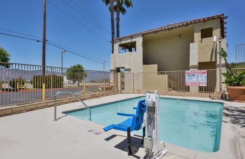 Lake Elsinore Hotel | Quality Inn Lake Elsinore I-15