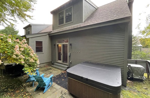 West Hartford House | Quechee - Four Season Resort Townhome and access to The Quechee Club