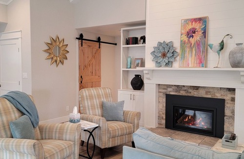 Pleasanton House | Quiet, Newly Renovated Home, Perfect for Work, Vacation or Temporary Housing