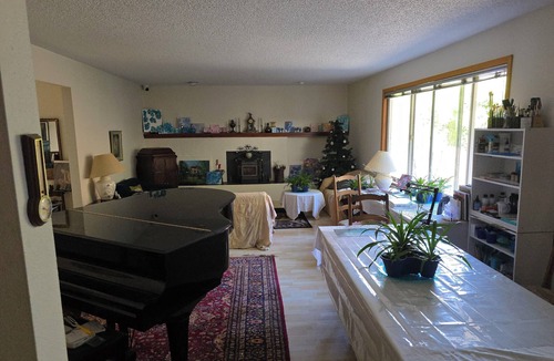 Crescent City House | Quiet Private Suite King Bed Workspace Owner-Occupied Home
