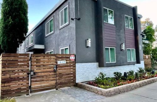 Downtown Sacramento House | Quiet Remodeled 3 Bedroom in Heart of Downtown Sacramento