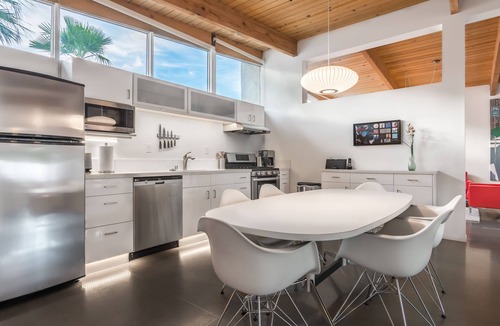 Racquet Club Estates House | Racquet Club House Special Summer Rates Now In Effect