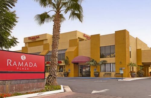 Garden Grove Hotel | Ramada Plaza by Wyndham Garden Grove/Anaheim South